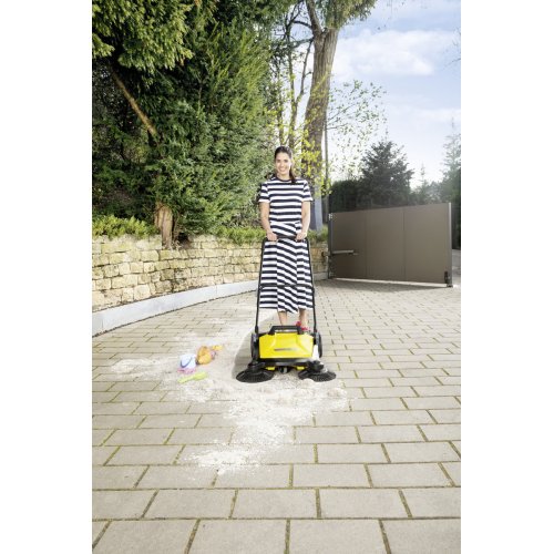 Karcher S 4 Twin Χειροκίνητο Σάρωθρο με Κάδο 20Lt
