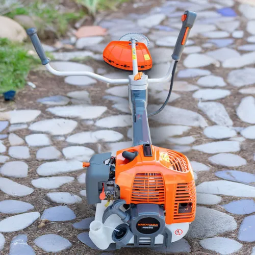 Nakayama PB6310 Δίχρονο Βενζινοκίνητο Χορτοκοπτικό Ώμου / Χειρός 3hp 8.4kg