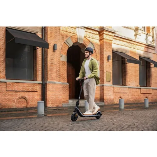 Segway E2 Plus E II Ηλεκτρικό Πατίνι με 25km/h Max Ταχύτητα και 25km Αυτονομία σε Μαύρο Χρώμα