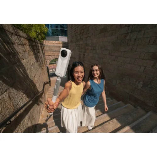 Insta360 X5 Action Camera 8K Satin White Limited Edition με Οθόνη και Wi-Fi Λευκή