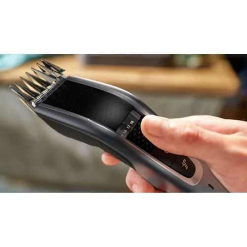 Philips Series 5000 Επαναφορτιζόμενη Κουρευτική Μηχανή Silver/Black HC5630/15