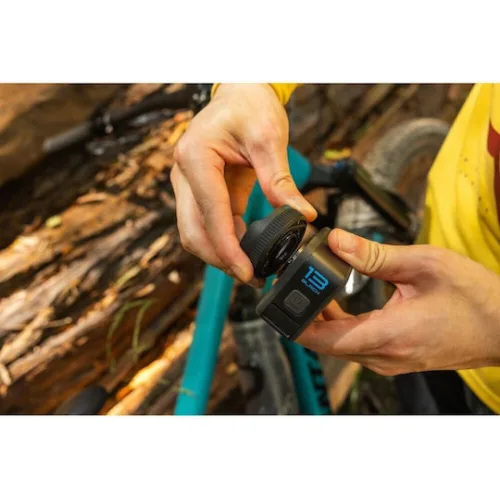 GoPro HERO13 Action Camera 5K Λήψης 360° Υποβρύχια Accessory Bundle με Οθόνη 2.27" και Wi-Fi Μαύρη