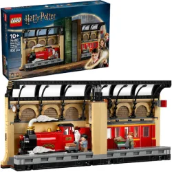 LEGO Harry Potter Book Nook: Hogwarts Express για 10+ Ετών 832τμχ