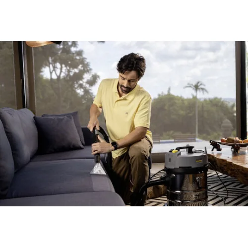 Karcher Puzzi 4/20 Classic Σκούπα Υγρών / Στερεών 1700W με Πλαστικό Κάδο 20lt