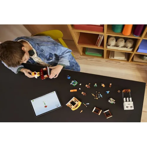 LEGO Minecraft The Ghast Balloon Village Attack για 10+ Ετών 555τμχΚωδικός: 21273