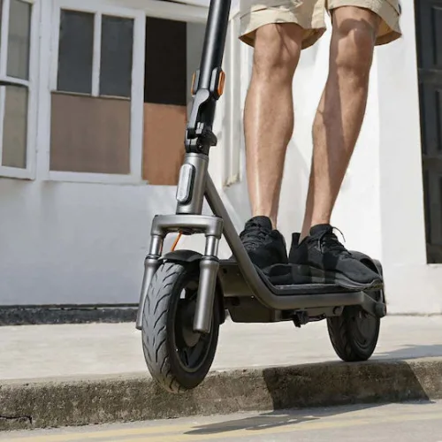 Xiaomi 6 Lite Ηλεκτρικό Πατίνι με 25km/h Max Ταχύτητα και 25km Αυτονομία σε Μαύρο ΧρώμαΚωδικός: BHR08R6GL