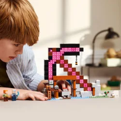 LEGO Minecraft The Pickaxe Mine για 8+ Ετών 530τμχ
Κωδικός: 21277