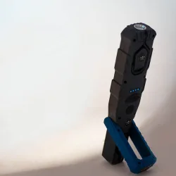 Bormann Pro Φακός Συνεργείου Επαναφορτιζόμενος LED IPX4 Διπλής Λειτουργίας με Φωτεινότητα έως 800lm BPR6055Κωδικός: 035190