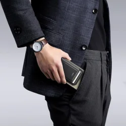 Ugreen Magnetic wallet with stand function for iPhone MagSafe LP836 leather black (45165) (UGR45165)