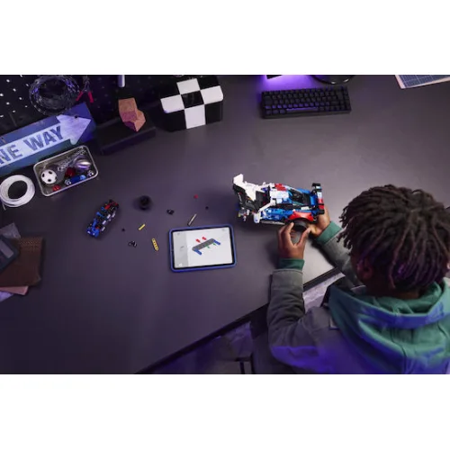LEGOTechnic BMW M4 GT3 EVO Race Car για 11+ Ετών 747τμχΚωδικός: 42226