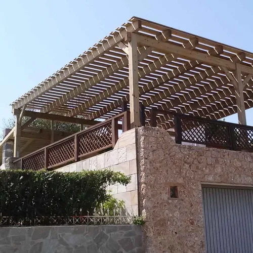 Πέργκολα με διπλή τάβλα απο τοίχο 400 x 500εκ.